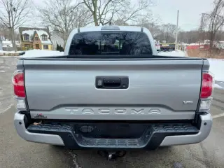 2022 Toyota Tacoma TRD Off-Road