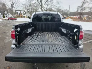 2022 Toyota Tacoma TRD Off-Road