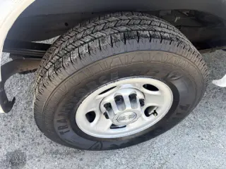 2017 Chevrolet Express 2500