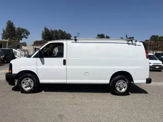 2017 Chevrolet Express 2500