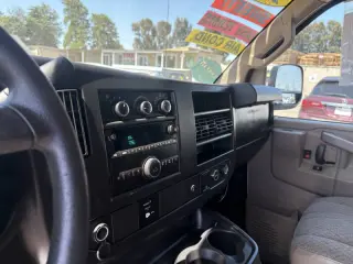 2017 Chevrolet Express 2500