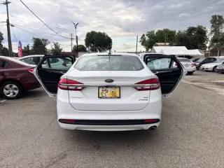 2018 Ford Fusion Hybrid SE