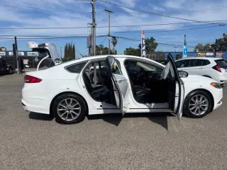 2017 Ford Fusion Hybrid