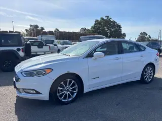2017 Ford Fusion Hybrid SE