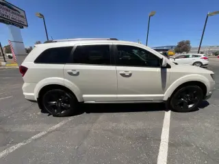 2018 Dodge Journey Crossroad