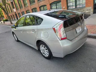 2012 Toyota Prius Plug-in Hybrid