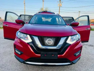 2017 Nissan Rogue SV