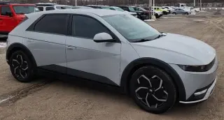 2022 Hyundai Ioniq 5 SE