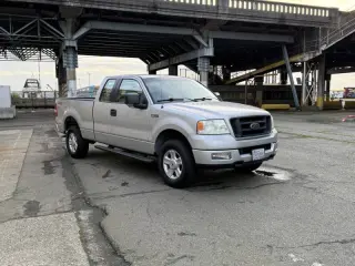 2005 Ford F-150 STX