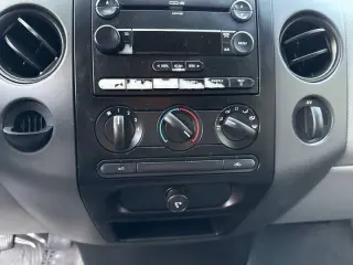 2005 Ford F-150 STX