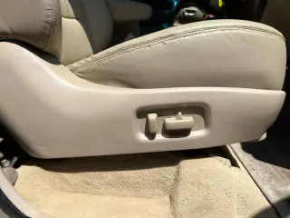 2000 Lexus LX 470