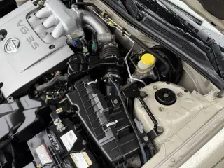 2003 Nissan Maxima SE