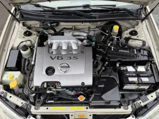 2003 Nissan Maxima SE