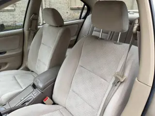 2003 Nissan Maxima SE