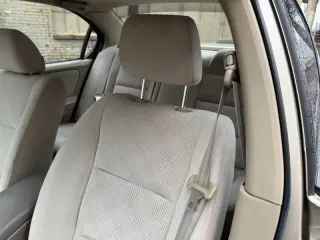 2003 Nissan Maxima SE
