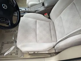 2003 Nissan Maxima SE