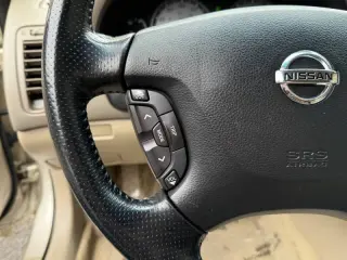 2003 Nissan Maxima SE