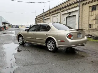 2003 Nissan Maxima SE