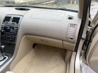 2003 Nissan Maxima SE