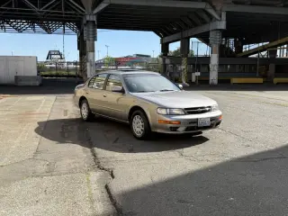 1998 Nissan Maxima