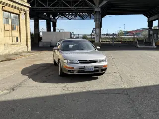 1998 Nissan Maxima