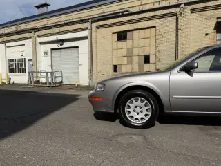 1998 Nissan Maxima