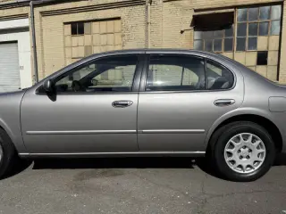 1998 Nissan Maxima