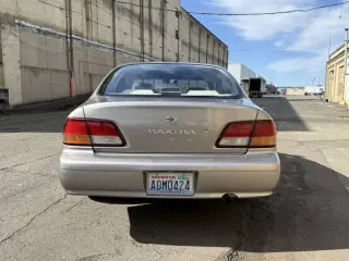1998 Nissan Maxima