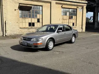 1998 Nissan Maxima