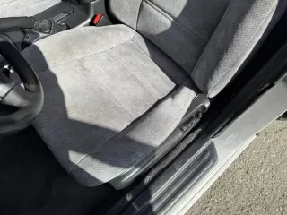 1998 Nissan Maxima