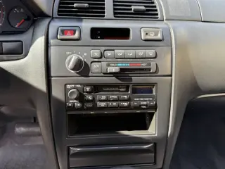 1998 Nissan Maxima