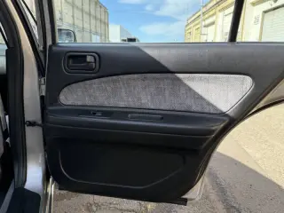1998 Nissan Maxima