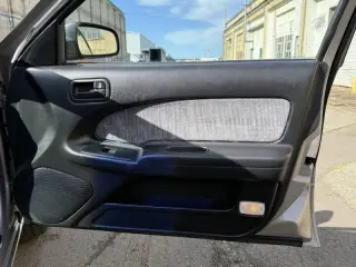 1998 Nissan Maxima