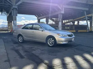 2005 Toyota Camry XLE V6