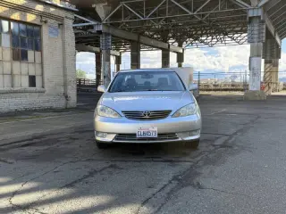 2005 Toyota Camry XLE V6