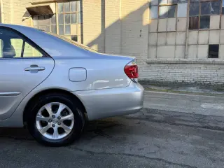 2005 Toyota Camry XLE V6