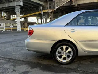 2005 Toyota Camry XLE V6