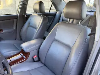 2005 Toyota Camry XLE V6