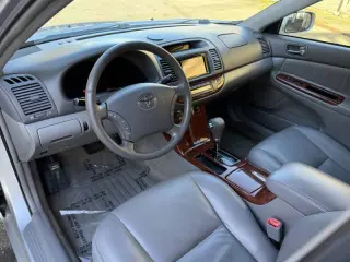 2005 Toyota Camry XLE V6