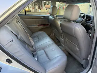 2005 Toyota Camry XLE V6