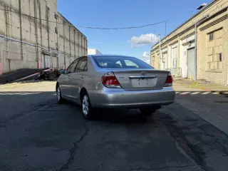 2005 Toyota Camry XLE V6