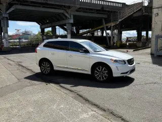 2017 Volvo XC60 T6 Dynamic