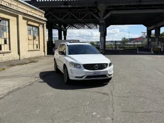 2017 Volvo XC60 T6 Dynamic