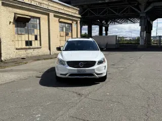 2017 Volvo XC60 T6 Dynamic