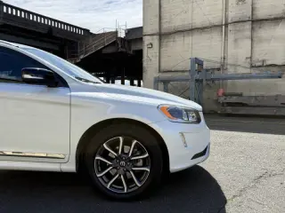 2017 Volvo XC60 T6 Dynamic