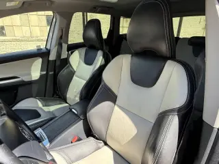 2017 Volvo XC60 T6 Dynamic