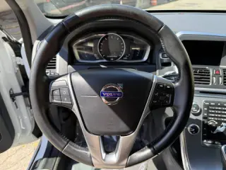 2017 Volvo XC60 T6 Dynamic