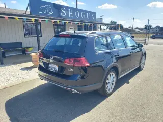 2017 Volkswagen Golf Alltrack