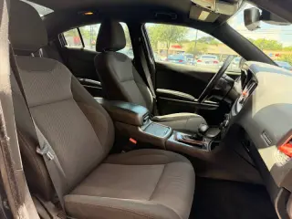 2016 Dodge Charger SE
