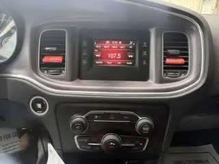 2016 Dodge Charger SE